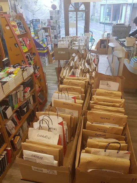 La Poste propose la solution "Proxi Courses Librairies" : pour les livraisons de livres au sein d’une même agglomération