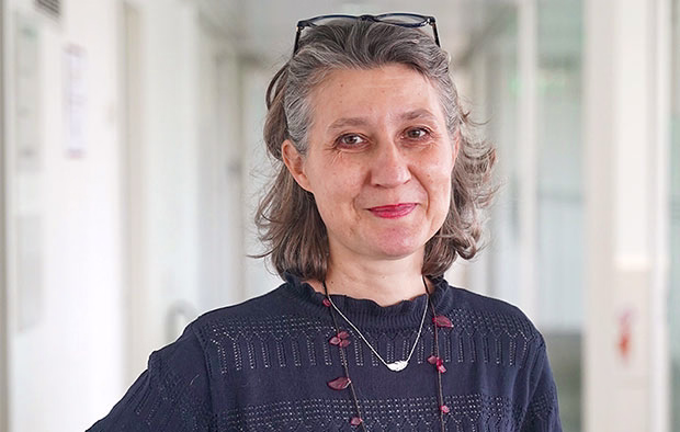 Emmanuelle Besson, Responsable reporting extra-financier et relation agences de notation