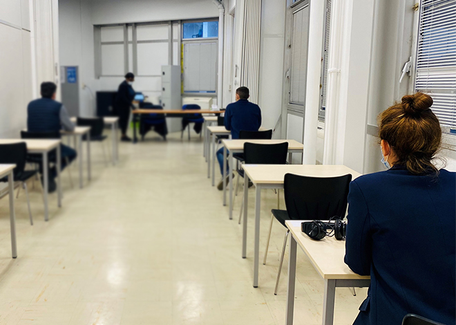 Le nouveau site postal, situé à Boulogne-Billancourt dans les Hauts-de-Seine, accueille l'épreuve