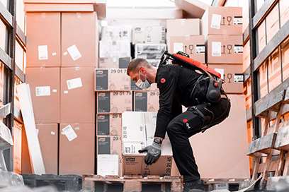 Robots relieve strain on the back: DPD Germany starts long-term test with exoskeletons