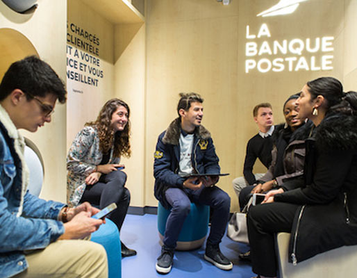 La Banque Postale doit accueillir avec considération toute personne, quelle que soit sa condition, et lui proposer des solutions appropriées en matière de bancarisation.