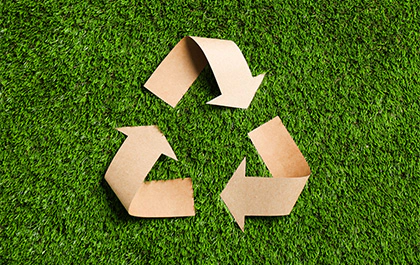 Les emballages courrier et colis postaux tendent vers des matières 100% recyclables et intègrent des ressources recyclées