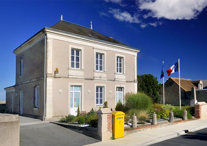 La Poste renforce sa présence à Noyant-Villages en créant deux nouveaux points de services