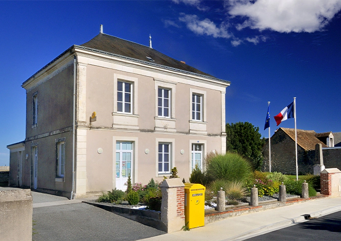 La Poste renforce sa présence à Noyant-Villages en créant deux nouveaux points de services